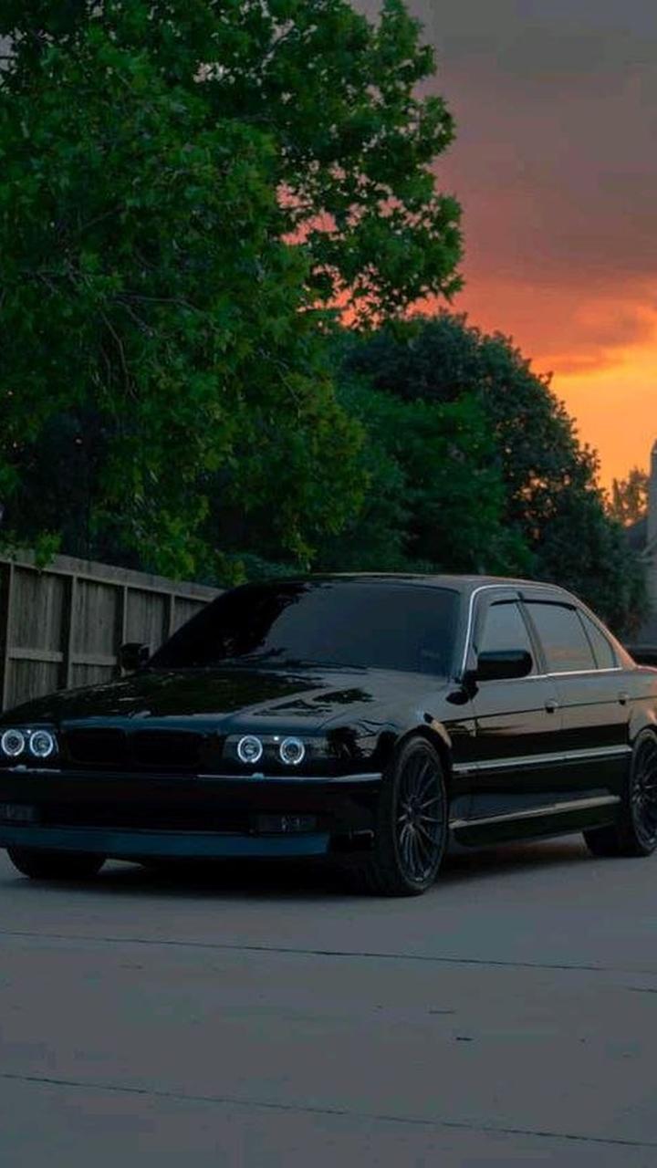 BMW 18