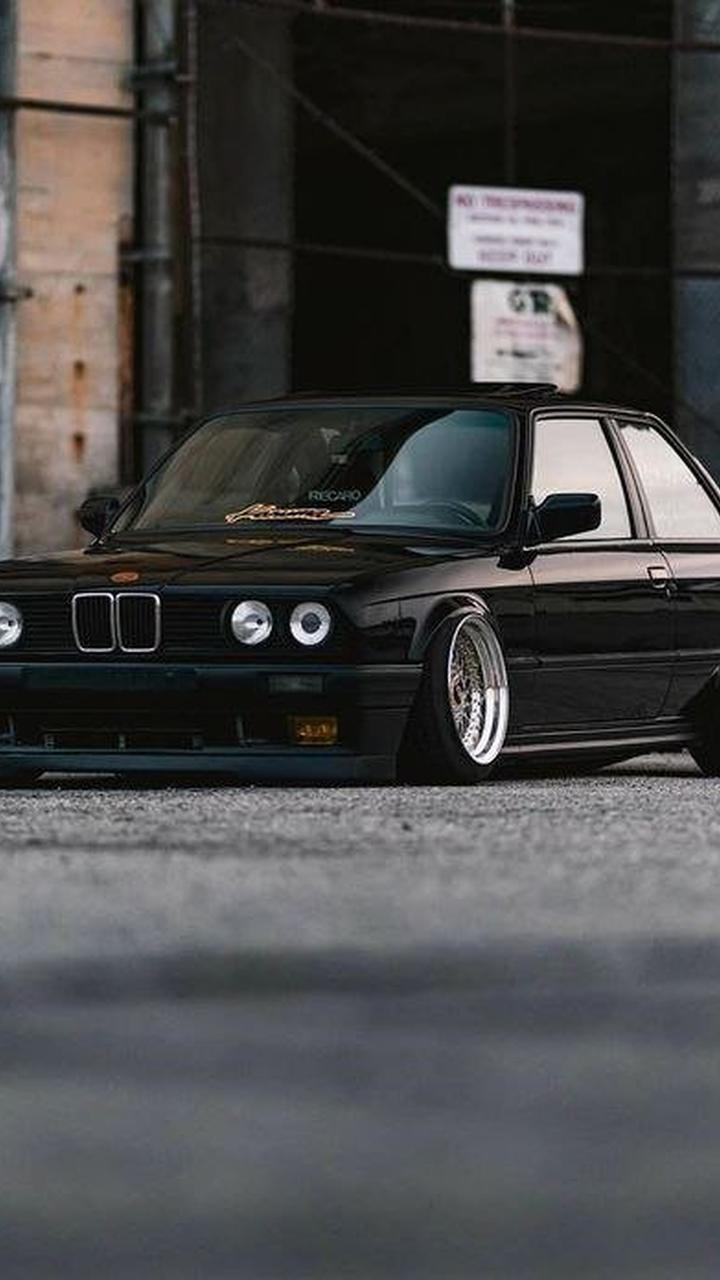 BMW 19